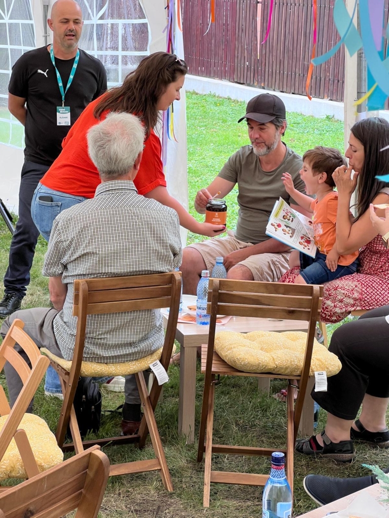 Drumul mierii – din stup până pe masă