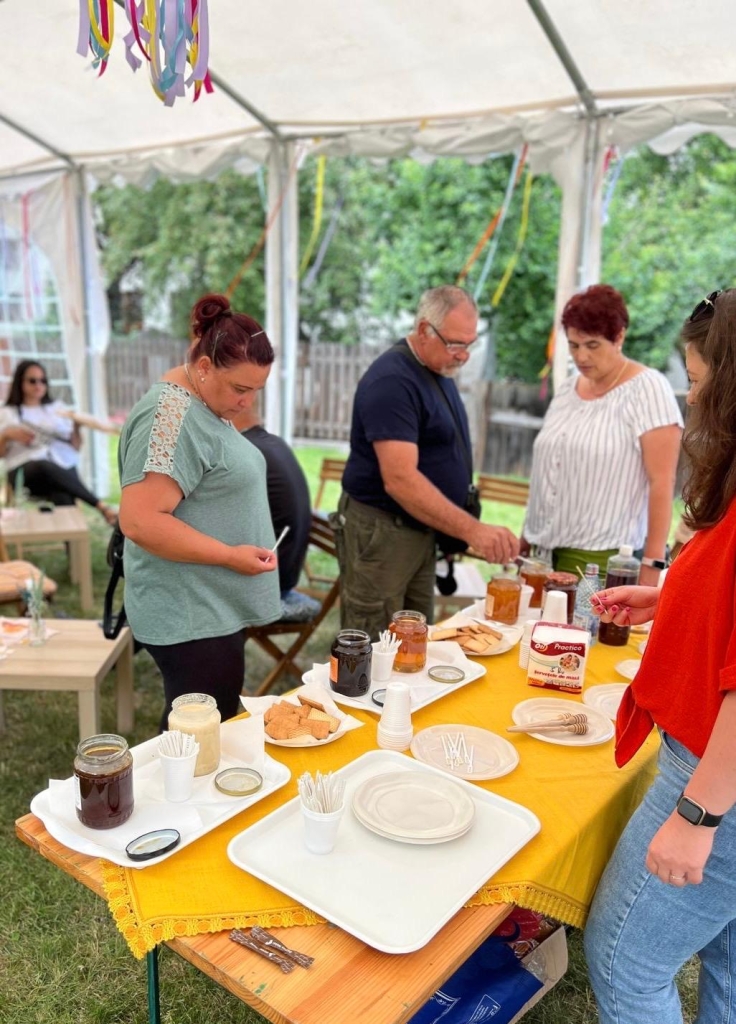 Drumul mierii – din stup până pe masă